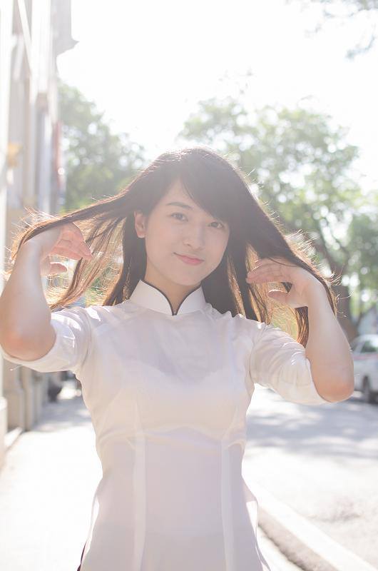 绫波芹